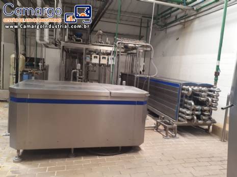 Sistema de esterilização asséptico pasteurizador tubular com homogeneizador Tetra Pak Tetra Therm Aseptic Flex
