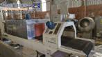 Enfardadeira autom�tica para garrafas e frascos Rodighero